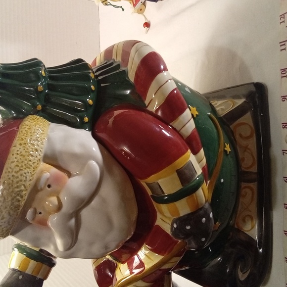 Debbie Mumms Vintage Sakura Santas Cookie Jar - Picture 10 of 12
